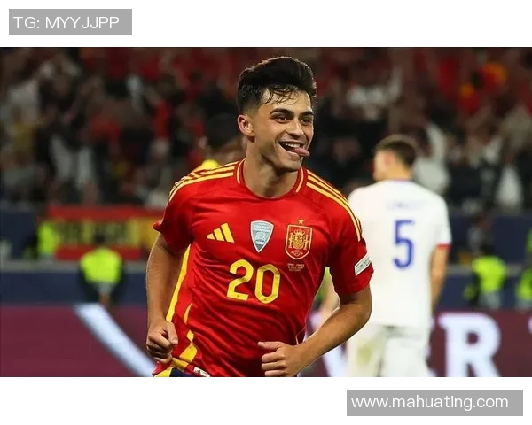 足球场上那些总爱带球突破的球星们：他们如何用脚下技术创造奇迹